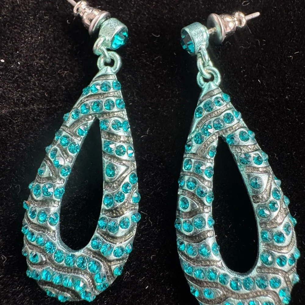 Vintage Teal Open Studded Teardrop Earrings